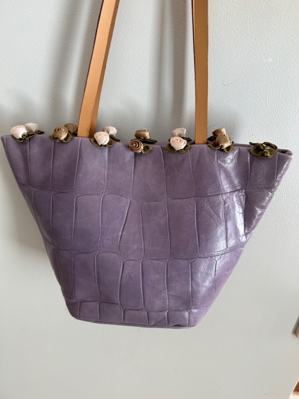 Falor-Le Borse Lavender Italian Leather Crock Embossed Tote with Floral Rosettes - Picture 3 of 16